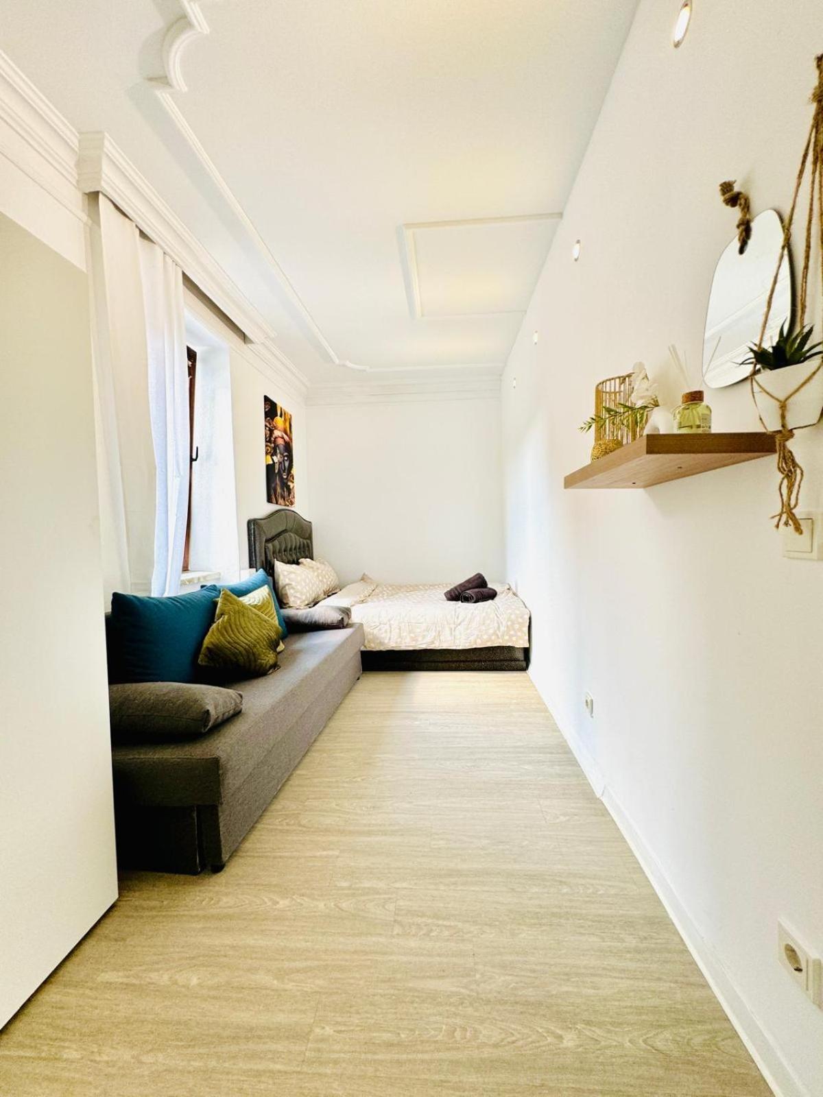 Very Spacious Apartment For Up To 7P With Great Location Bécs Kültér fotó