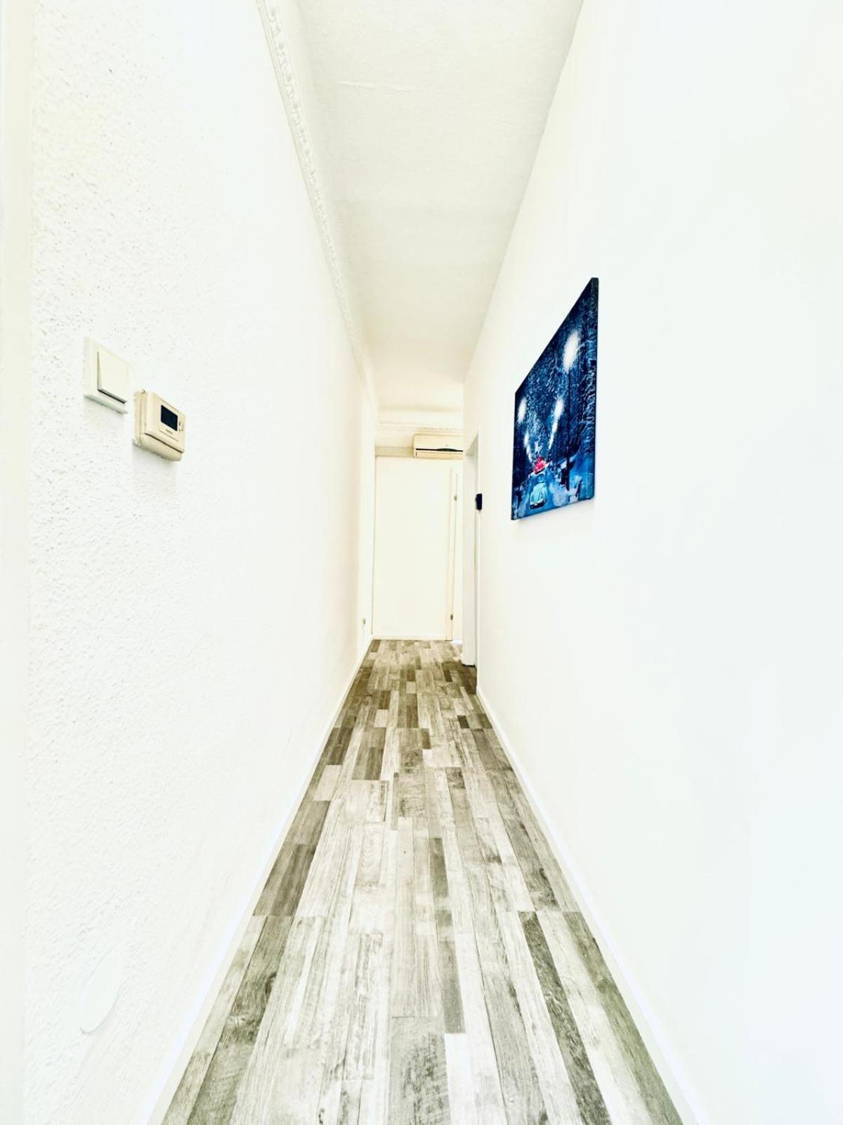 Very Spacious Apartment For Up To 7P With Great Location Bécs Kültér fotó